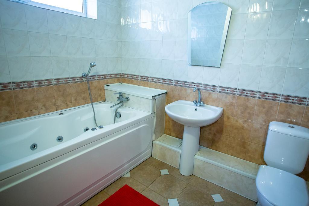 Premium Hotel Измаил Екстериор снимка